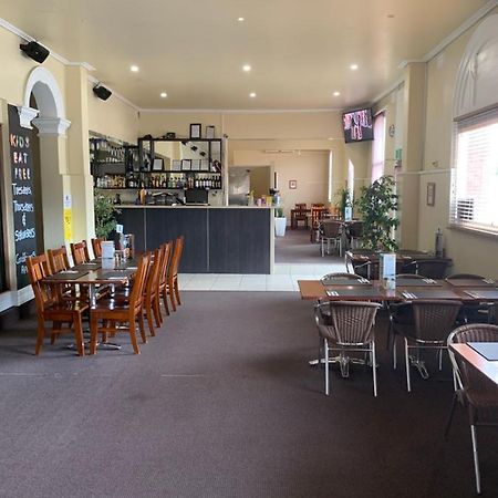 Riverside Hotel Northam Bagian luar foto